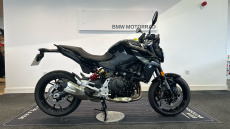 BMW F900 R